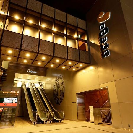 Webase Takamatsu Hotel Екстериор снимка